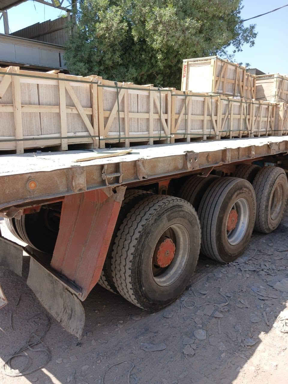 السلام عليكم عربانه للبيع الاستفسار انتصل عل أرقام *********** مكان العربانه واسط الكوت
