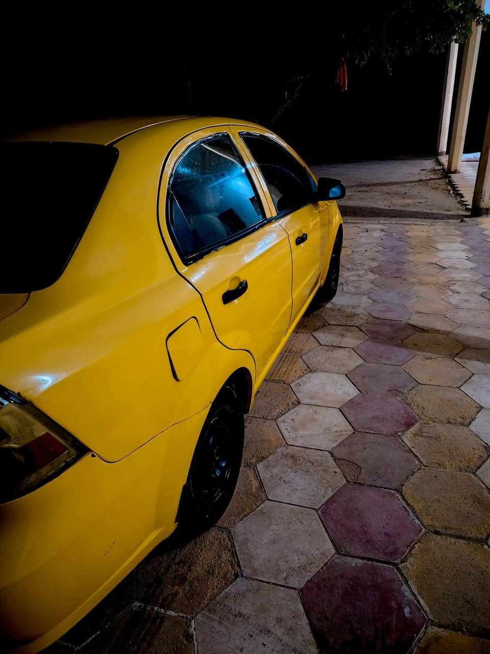 افيو للبيع مديل 2009محرك مسكر 1600رقم انكليزي سنويه للل 31 رقمها ذي قار السعر 45وبيها مجال حك الجيه مكاني السماوه

***********
