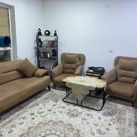 كنب • شوين سليماني • قابل تفاوض