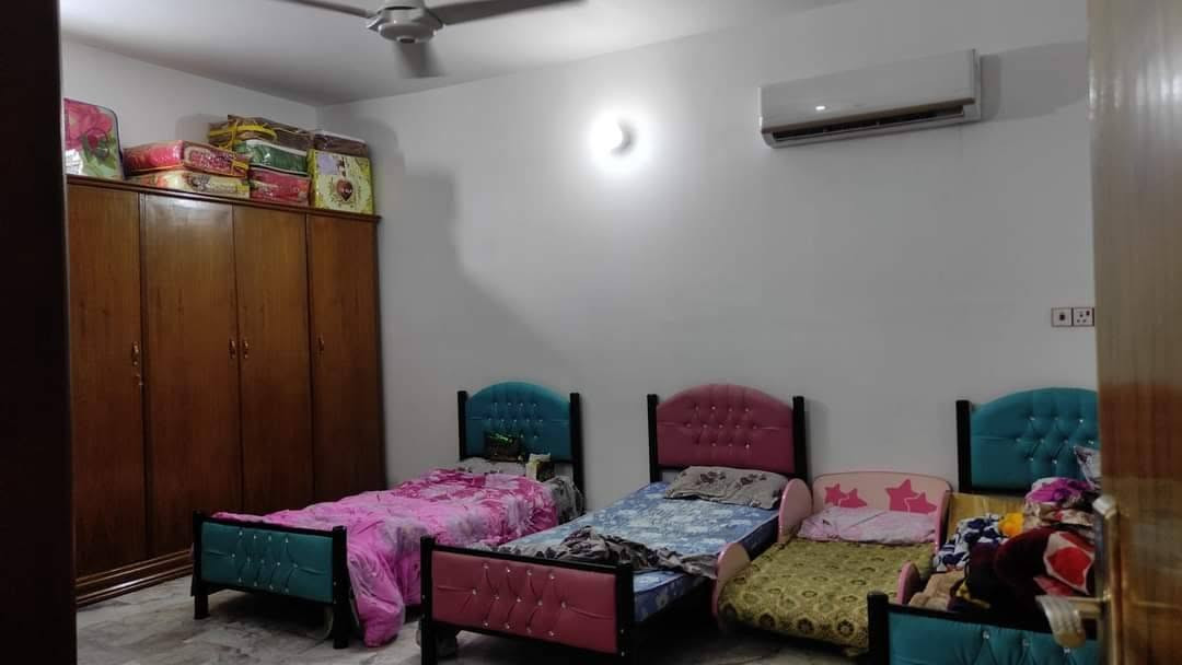 بيت العمر وبسعر مناسب تابع للاخير
للبيع بيت في النجف حي الغري مساحة 240 متر ركن شارع 20 وحرف T قريب على التجاري بناء جديد دبل فاليم الواجهة 12 والنزال 20 الطابق الاول غرفة كبيرة واستقبال وصالة ومطبخ حار وبارد وصحيات داخلية وخارجية والطابق الثاني غرفتين سويت وغرفة عادية وصالة وصحيات والطابق الثالث سطح البيت بتصميم وبناء درجة اولى السعر 760 مع المجال مليون للاستفسار اكثر *********** علي شربة متوفر واتساب او مراجعة مكتب وشركة حسنين شربة بملحق الروان مقابل فندق جنة العراق للعتبة الحسينية مجاور جم 313 والي يحب بعرض يمي خلي يدزلي التفاصيل على الواتساب وان شاء الله خير والي يحب ينظم للكروب لمشاهدة جميع العروض السكنية والتجارية والاستثارية هذا رابط الكروب 👇

https://www.facebook.com/groups/2787238878216039/?ref=share&mibextid=NSMWBT
