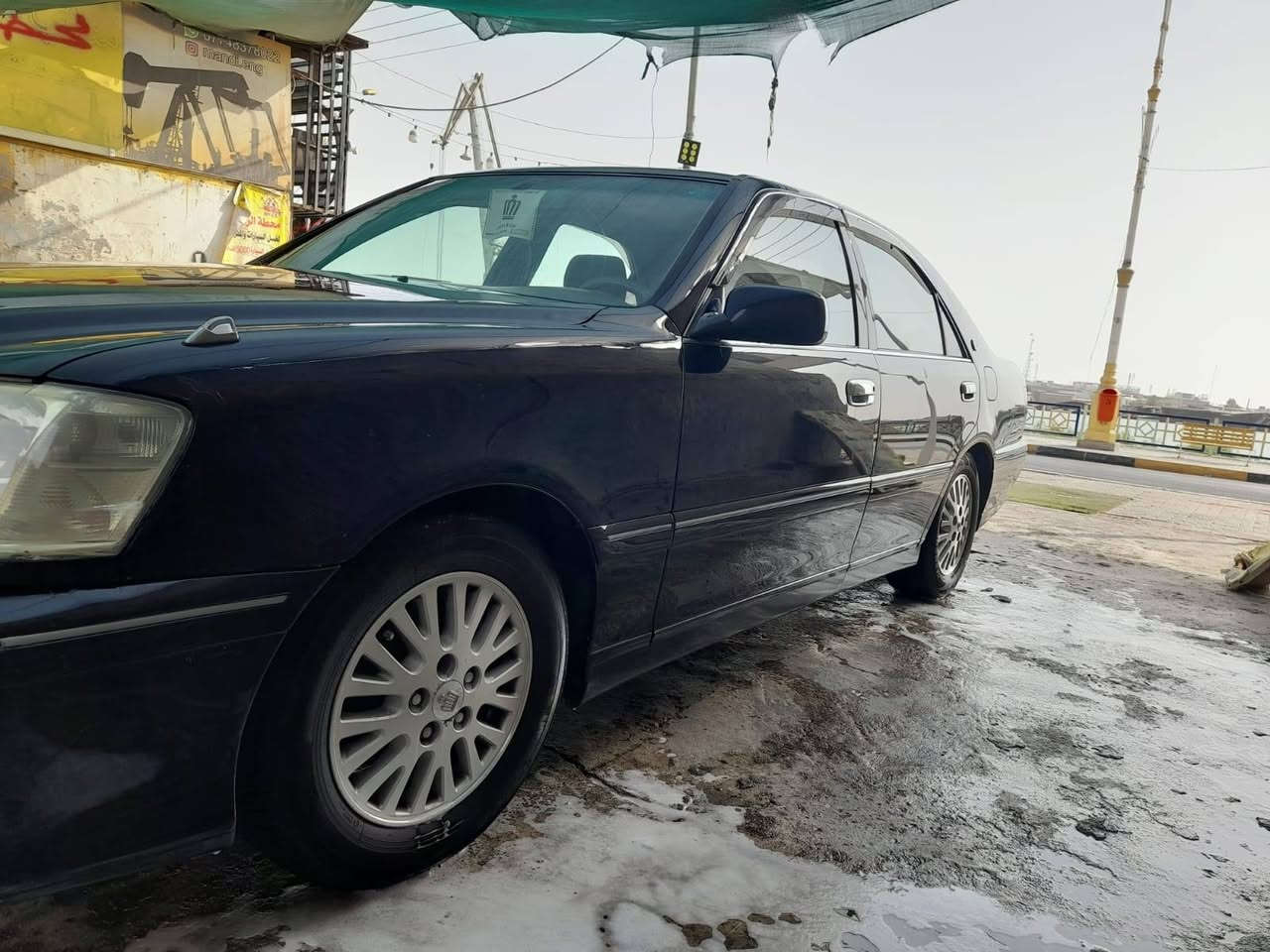ملكه بيهة رشات صبغ فقط استفسار الرقم ***********

نص مكتوب في الصور:
- ***********2
- mandi.eng