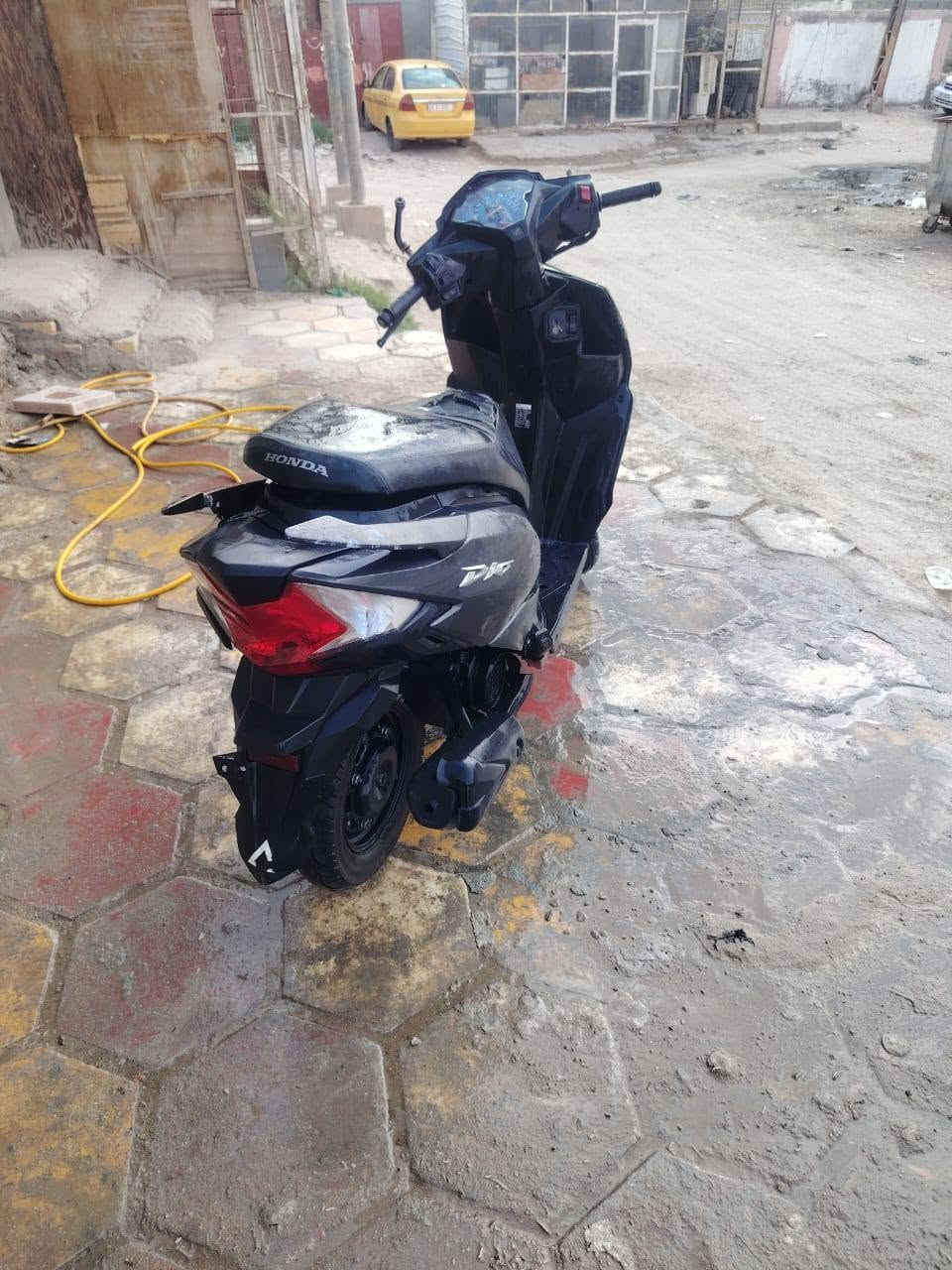 هونده • مستعجل • قفل الشراي