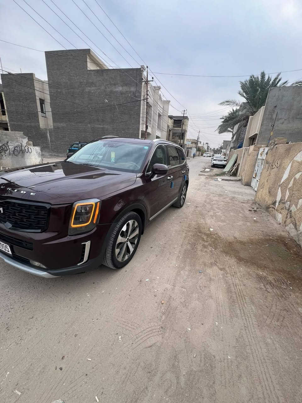 ياالله
السلام عليكم كيا تيلورايد2022 Sx Xline وارد امريكي اعلى مواصفات

رقم بغداد بأسمي 

Kia Telluride SX XLINE 2024 3.8L

المسافه المقطوعه : 45 الف ميل  

          حجم المكينه : 3800    V6

      

                      الضرر : صبغ 3 قطع تبديل نفس اللون

   

#الموصفات 

1. شاشه 

2. كامرا

3.لايتات لد

4. بصمه 

5. كشنات جلد مشمشي

6. هندبريك بصمه 

7. رادار تحديد مسار

8. رادارات 360

9.فور ويل 

10. اوتو ستوب

11. حساسات خلفي امامي

12.اوتو هولد 

13. اشاير بالمري 

14.بكلايت لد

15. نظام ايكو + نظام تزحلق

16. فتحتين

17. هيترات بالكشنات حار بارد

18.كامرات 360

19.كامرا بالمرايا

20.بردات خلفيه

21.سبعه راكب

22.كشن السايق ميمري

23.كشنات خلفيه كهرباء

24.داتا شو

25.سقف كنتارا

26.ويل كب بلاك

27.كشافات 

فول مواصفات 1/1 جاهزه مرقم بغداد 

تفاصيل اكثر هذا رقمي ***********تحياتي 

مكان السياره  بغداد السيديه
السعر 220 مع مجال بسيط

نص مكتوب في الصور:
- 2:07 plc.auction PLC auction PLC auction 7