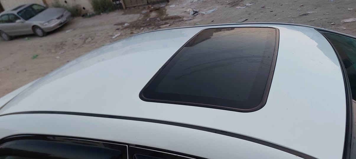 سلام عليكم بي واي دي جي ثري ٢٠١٣ 
 سياره جاهزه رقم بغداد انكليزي صدر جديد كير اوتو بلادي تخم تاير تبريد كله مكفول السعر ٤٨ وبيهه مجال بسيط عنوان بغداد سبع البور 
***********
