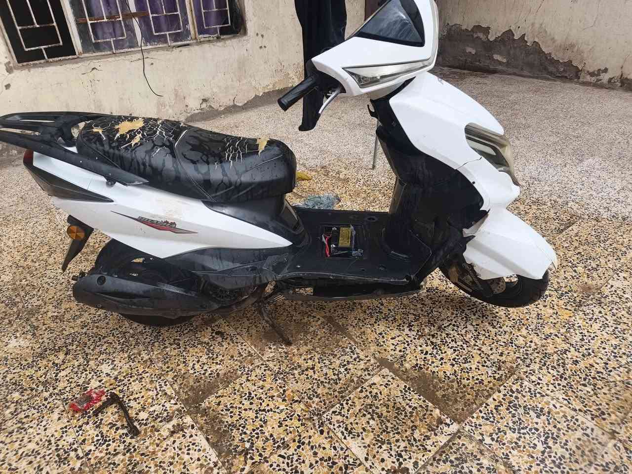 للبيع ب ٤٠٠
***********

