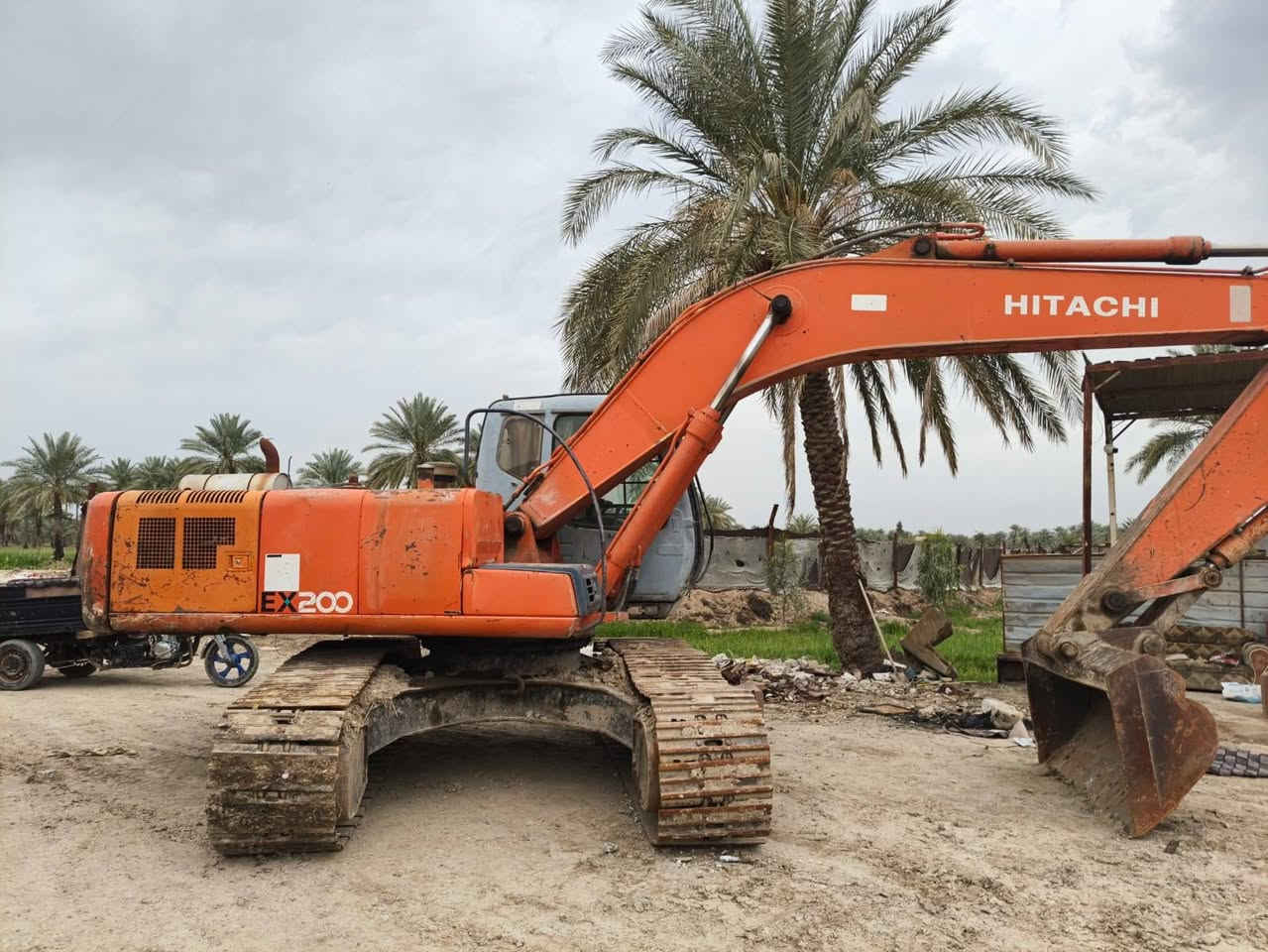 سلام عليكم حفاره للبيع فايف الاستفسار ***********

