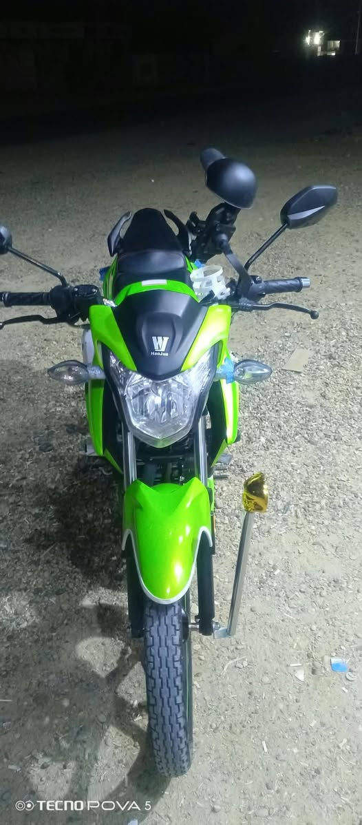 مكلف بالنشر غير متواجد ع نت
هاوجي للبيع مديل 23 طالع بل 26 مسجل سنويه عل تحويل تستلم لوحات  بسم محمد مزهر  ممشاها 6 الف دراجه نضيفه عنوان جزيرت الرمادي سعر 18 ونص بي مجال 

فقط اتصال ***********

نص مكتوب في الصور:
- TECNO POVA 5