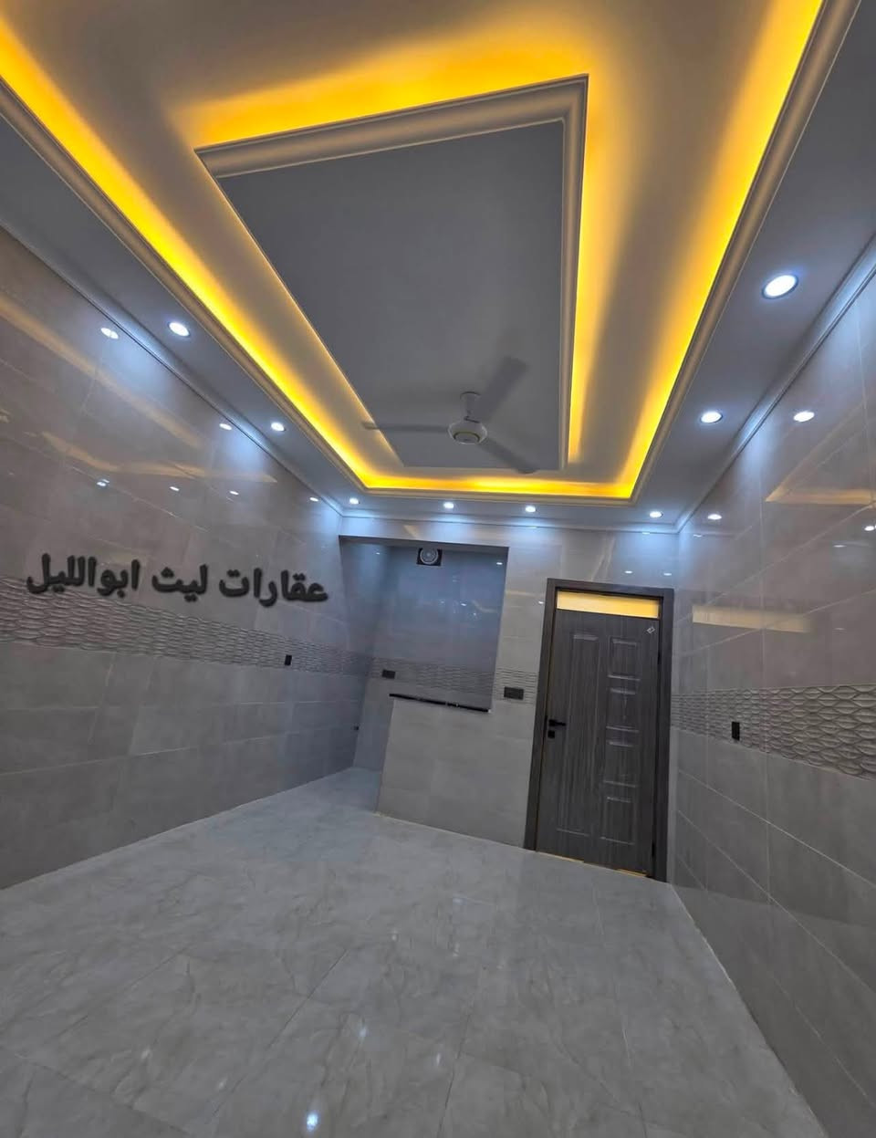 #دار للبيع طابقين زيرو 

#مساحة ١٥٠ متر واجهة ٧ ونص نزال ٢٠ متر

#يتكون من ٤ غرف نوم صالات ٢ 
خطار مطبخ حار بارد ٣ مجاميع صحية

#تفاصيل شغل جناي سقوف جبسن بورد 
سطح شتايكر كتائب حماية للشبابيك كهربائيات وماء ومجاري درجة اولى

#العنوان تكريت الديوم التصنيع قريب من الفلكة
شارع عرض ٢٠ متر ومقابل ساحة
------------------———————————————***********📞 مكتب ليث عمارة حجي ناطق
