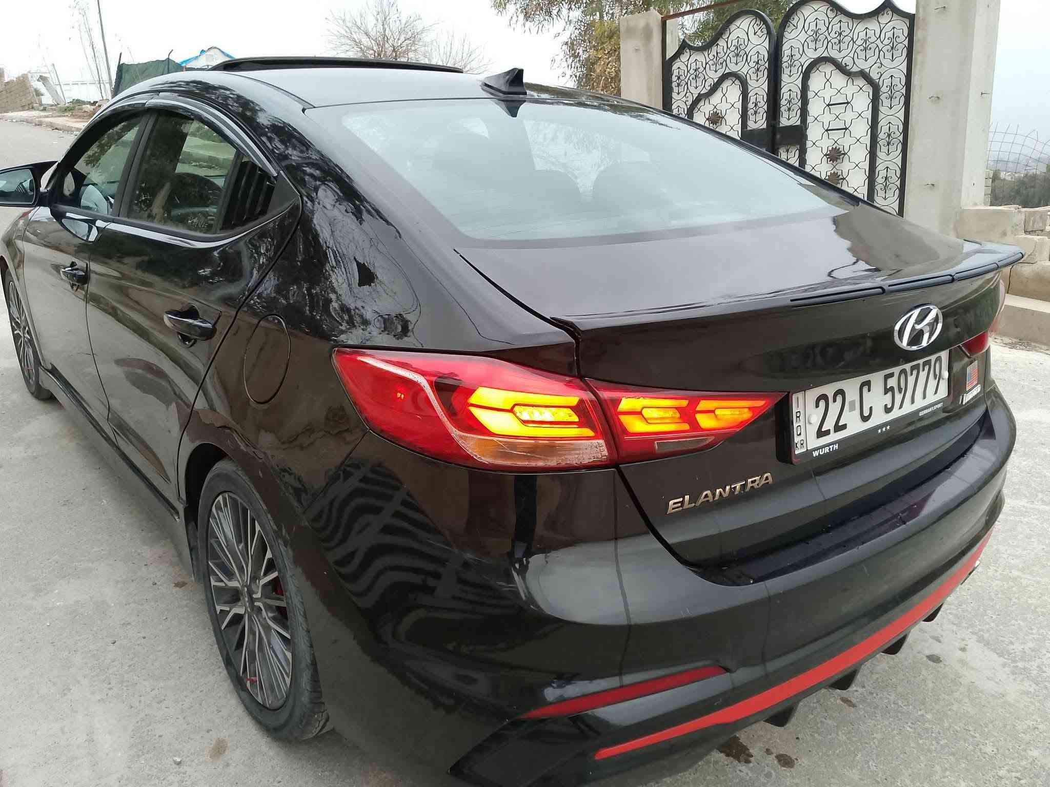 النترا 2018 بيها ثلاث قطع صبغ بدون دواخل سياره فول مواصفات رادارات جانبيه حساساتا شاشه كبيره تحكمات ستيرن هيتر بالكشنات سياره رياضي لمتت فول مواصفات بصمه ترحيب فتحه سقف رقم وسنويه وهزه كلو جديد شرط الوكاله والتحويل السعر92$$ وبيها مجال اتصل ***********
