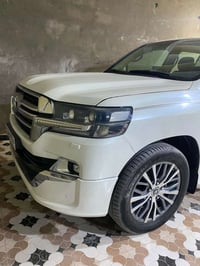 جكساره • ٦ سلندر • ماشيه ٢٠٠٠٠٠