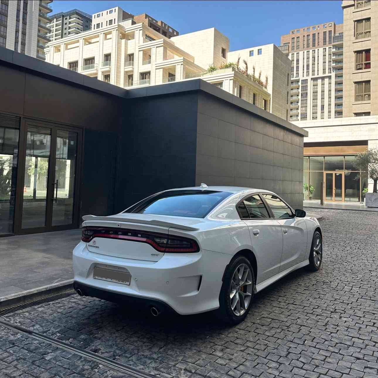 Dodge charger 2023 Gt
مكفول من الصبغ دعامي للدعامي بشرط 
بيها شبرين pdr 
مواصفات جيتي معروف بدون فتحه
ماشي ٥٧ الف ميل 
سيرفس جديد 
*********** 
٢٧٥ و بي مجال للطيبين

