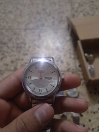 ساعات للبيع فول كوالتي شرط الفحص سعر القطعة 10بس  07773417290
