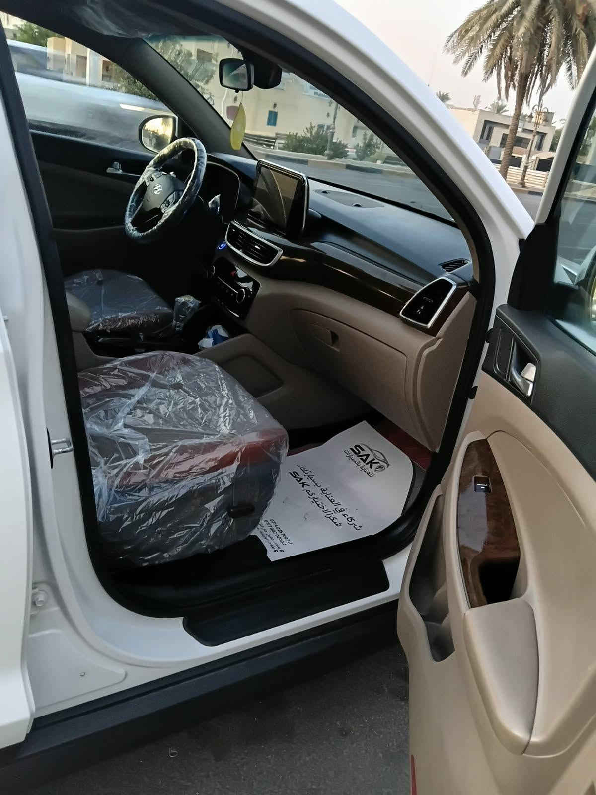 السلام عليكم سياره هونداي توسان للبيع موديل ٢٠١٩ رقم بغداد السيارة بأسمي أرقام وسنوية جديده، السياره فول مواصفات ماعدا  السقف
السياره خليجيه
السياره جديده
للاتصال ***********
علما غير متواجد على الفيس
