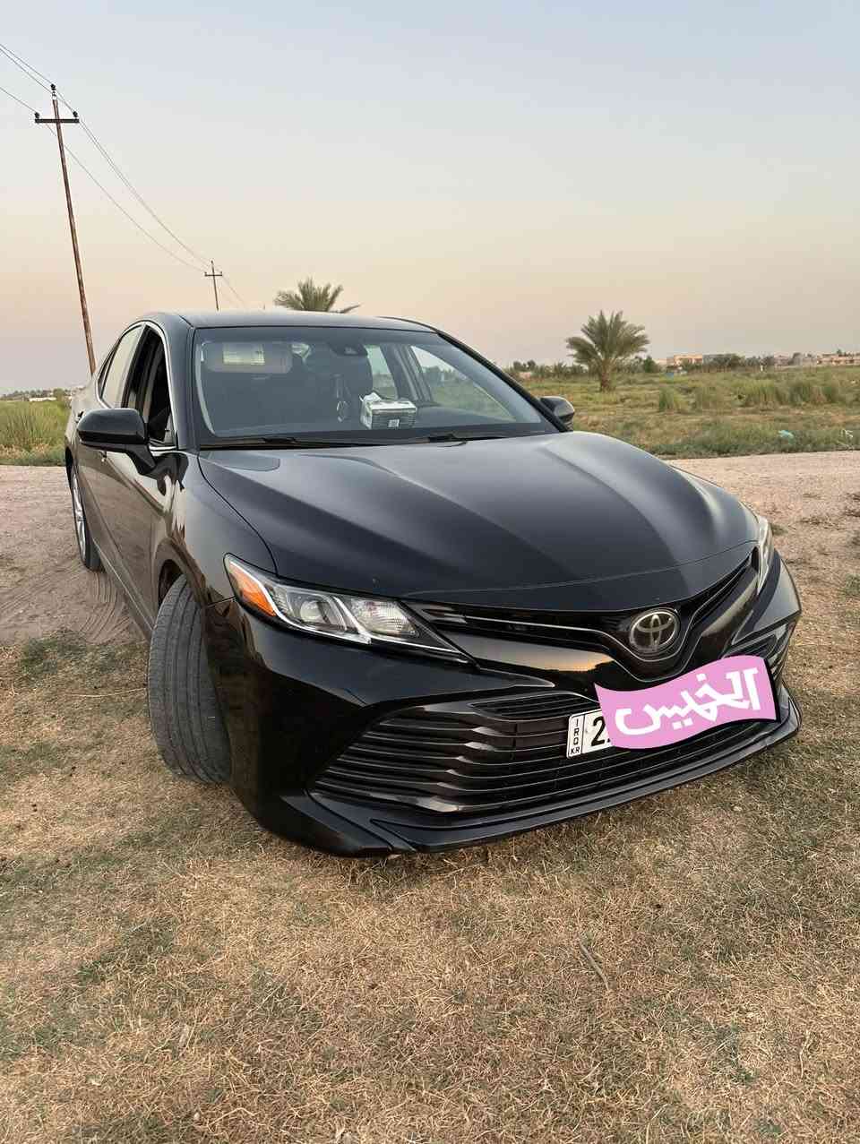 كامري 2018  سياره نضيفه مامشيه هوايه
موصفات LE
مكفوله 
رقم شمالي بسمي 
السعر 170 وبيها مجال 
الرقم ***********

نص مكتوب في الصور:
- الخميس