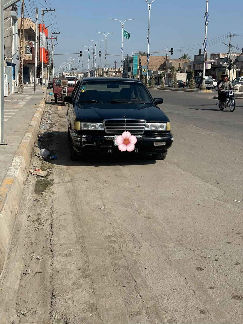 السلام عليكم 
سيارة بوتنيشا للبيع موديل١٩٩٤ 
مكان صلاح الدين قضاء الدجيل 
السعر٣٠  الشراي يتصل ***********
