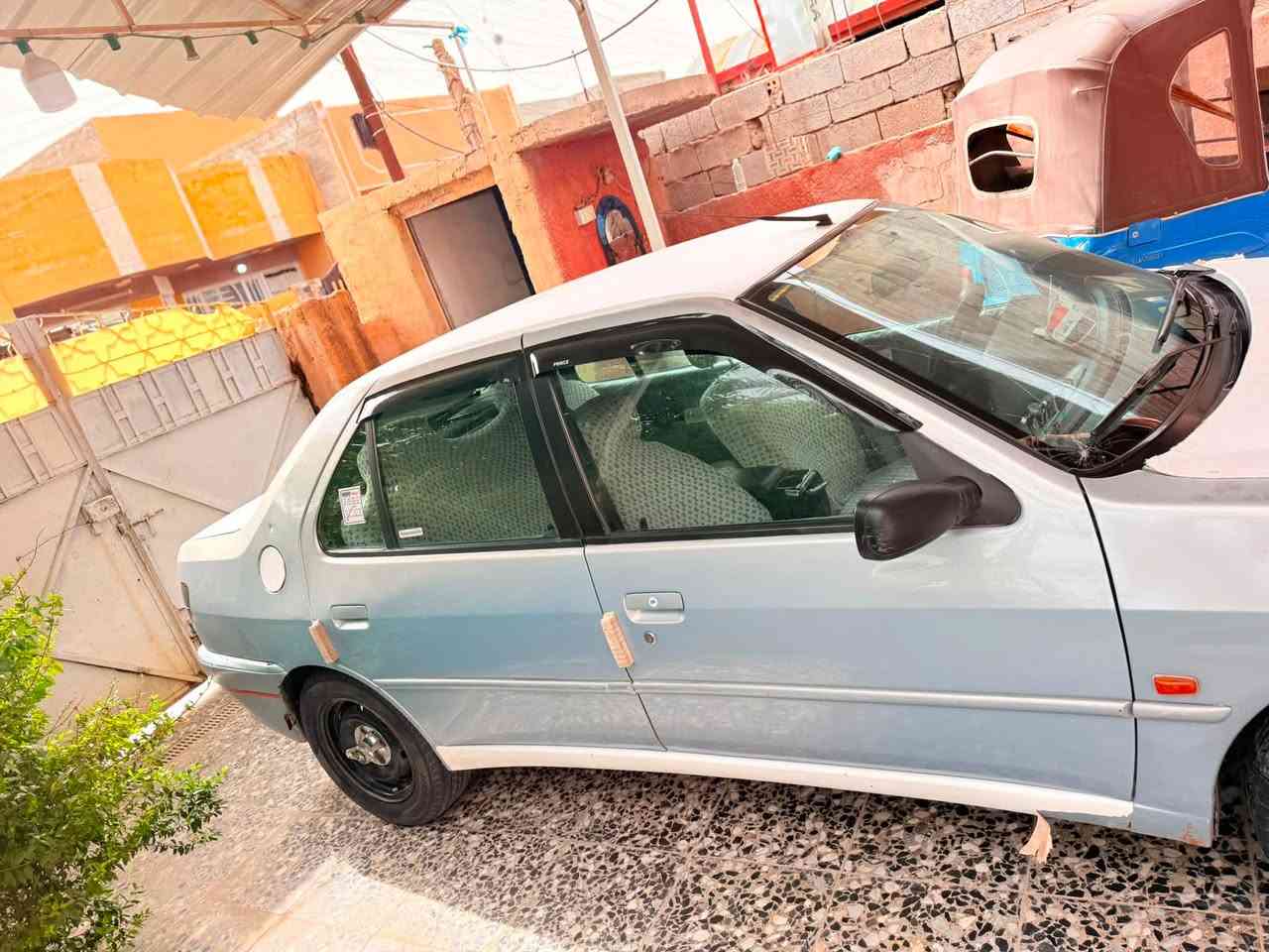 بيجو 306 موديل 2001 سياره باسمي تحويل ثاني يوم
الجاملغ الامامي بارد فقط 
مكاني بغداد رقمي ***********
