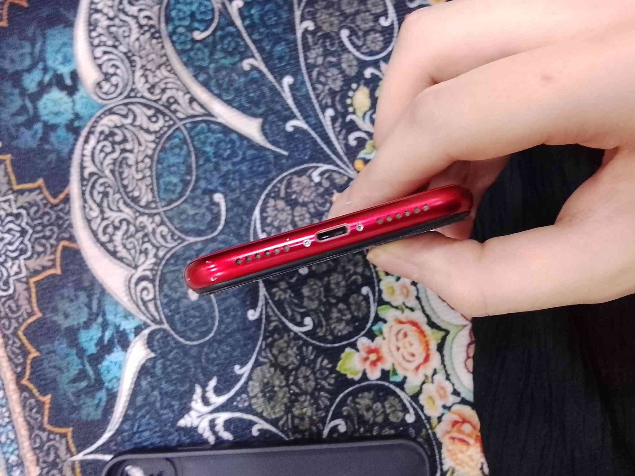 ايفون XR فقط كسر بلضهر وممأثر عليه وكله بلادي ممبدل بي اي شي ذاكرته 128 والبطاريه 87سعره 175 الف وبي مجال وهذا رقمي *********** مكاني الحسينية الراشدية
