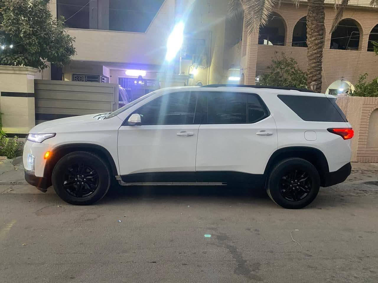 السلام عليكم
🚨 للبيع شفروليه ترافرس  LT 🚨

🔹 الموديل: 2023
🔹 الفئة: LT
🔹 اللون: أبيض 🤍
🔹 الممشى: 29000 كم
🔹 المحرك: 6 سلندر 3.6L
🔹 الدفع:  رباعي
🔹 الوارد: أمريكي 🇺🇸
🔹 القير: أوتوماتيك

✨ مواصفات LT
 منفيس
مكان السياره في بغداد 
تترقم اي محافضه سعر للسياره 220 مبيهه مجال ***********
