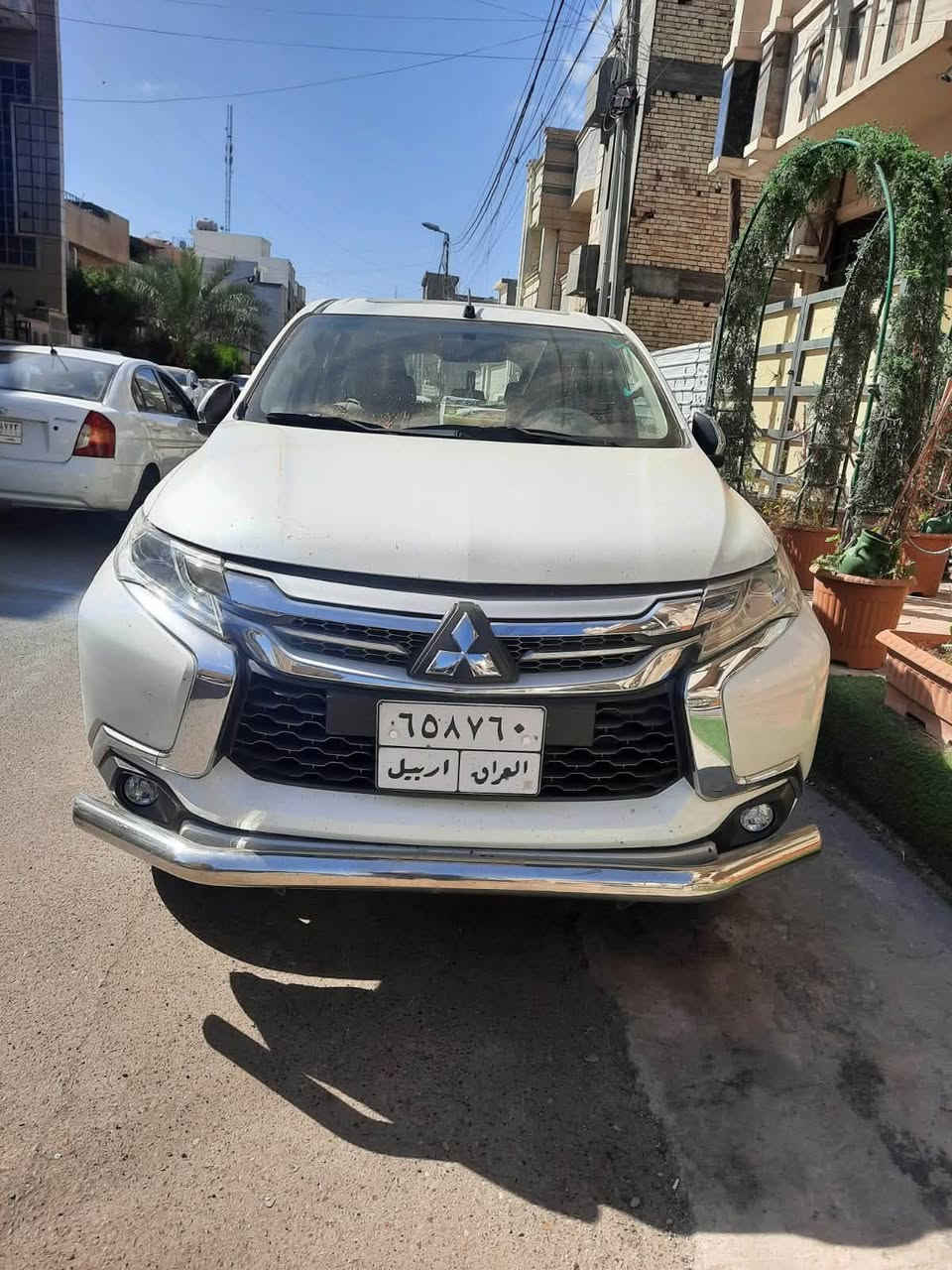 السلام عليكم مونتيرو للبيع 2019خليجي مابيها اي ضرر مكفوله من كلشي وهذا سونارها بل منشور فول مواصفات للاخير السياره بصمه وفتحه وحساسات شفتات بل ستيرن مفوله للاخير ماشيه 104كيلو رقم اربيل مكانها بغداد تفاصيل كامله اتصال عل رقم ***********
