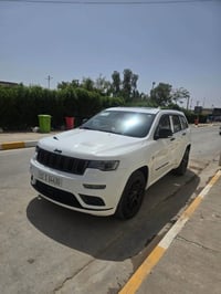 دفع رباعي • سقف بانوراما • وكاله