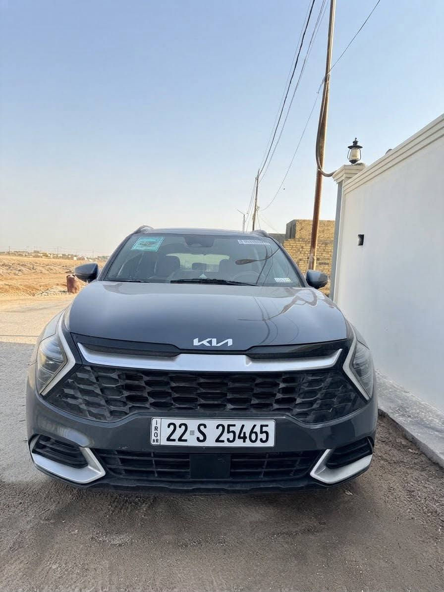 كيا سبورتج وارد امريكي 2024 SX اللون( فيلي)
رقم اربيل دولي باسمي تحويل مباشر 

السيارة على وضع الشركة ماشية 37الف 
الحادث : السيارة  صبغ قطعتين 
رقم الشاصي : 5XYK43DF3RG154772

المواصفات فول 1/1 اكس لاين الطويلة 
محرك 2500 GDI 
ناقل حركه (گير) 8 نمر  فور ويل 4x4 
بصمة تشغيل وابواب وتشغيل عن بعد 
متعدده انظمة القيادة 
فتحه السقف بانوراما بالكامل 
جنطة كهرباء فتح عند الاقتراب 
سايد بريكة بصمة 
تبريد امامي خلفي 
كاميرا خلفيه وحساسات 
رادارات محيطية 360 درجه وتوقف ذاتي 
شاشة متصلة متعددة الاستخدام 
شحن هاتف لاسلكي 
مقاعد جلد وتدفئه كرسي السائق كهرباء 
وبعد مواصفات اهواي

السعر : 210 $  وبيها مجال
الهاتف : ***********
العنوان : الديوانية
