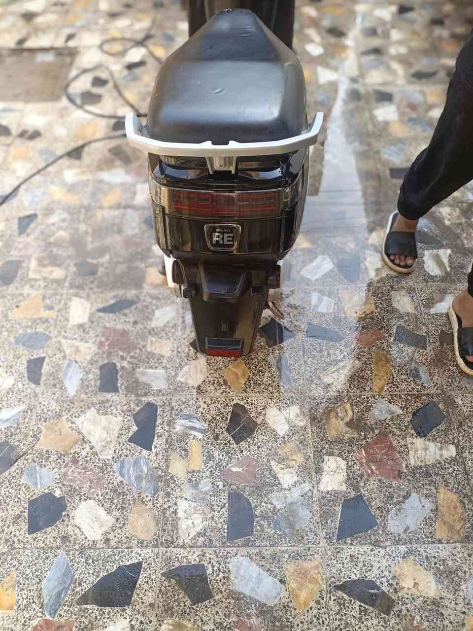 السلام عليكم اخون دراجه شحن لل بيع       موصفات طبلات رياضي استيران رياضي ويل رياضي دراجه ست بطاريت ريان دراجه خير من الله ااي يردهه توصل على هاذه رقم او خاص بكل اوقات ارد ***********
