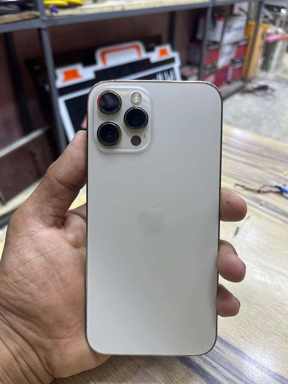 ايفون ١٢ برو ماكس • ٥١٢ • بطارية ٧٨٪