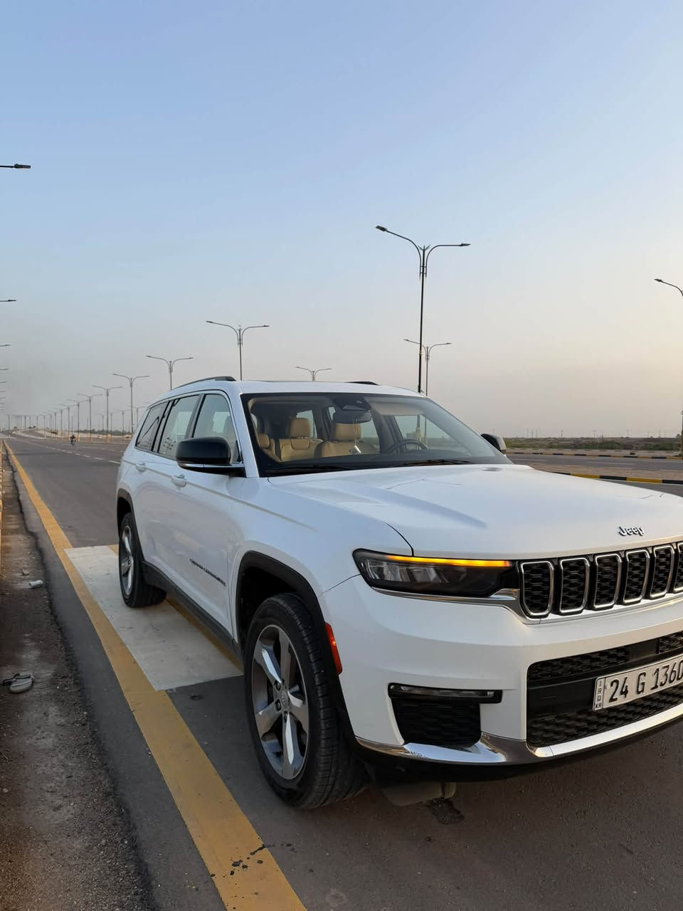 جيب لمتد 2021 خليجي jeep 
7 راكب 
مكفولة كفالة عامة
فول مواصفات
رادار امامي وجانبي
داخل ابيض
سماعات ALPINE
بنوراما 
اضائة داخلية
ماشية 68mi 
تبريد وتدفئة كشن
العنوان ميسان وبغداد 
للاستفسار ***********
السعر 31 وبيها مجال
