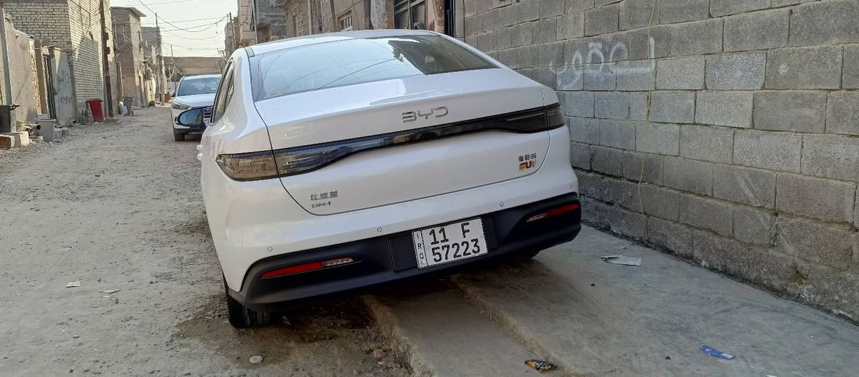سلام عليكم سيل 5 مكفولةماشية 3000 سيارة جديدة بسمي السعر 22 مليون عنوان بغداد هاتف ***********
