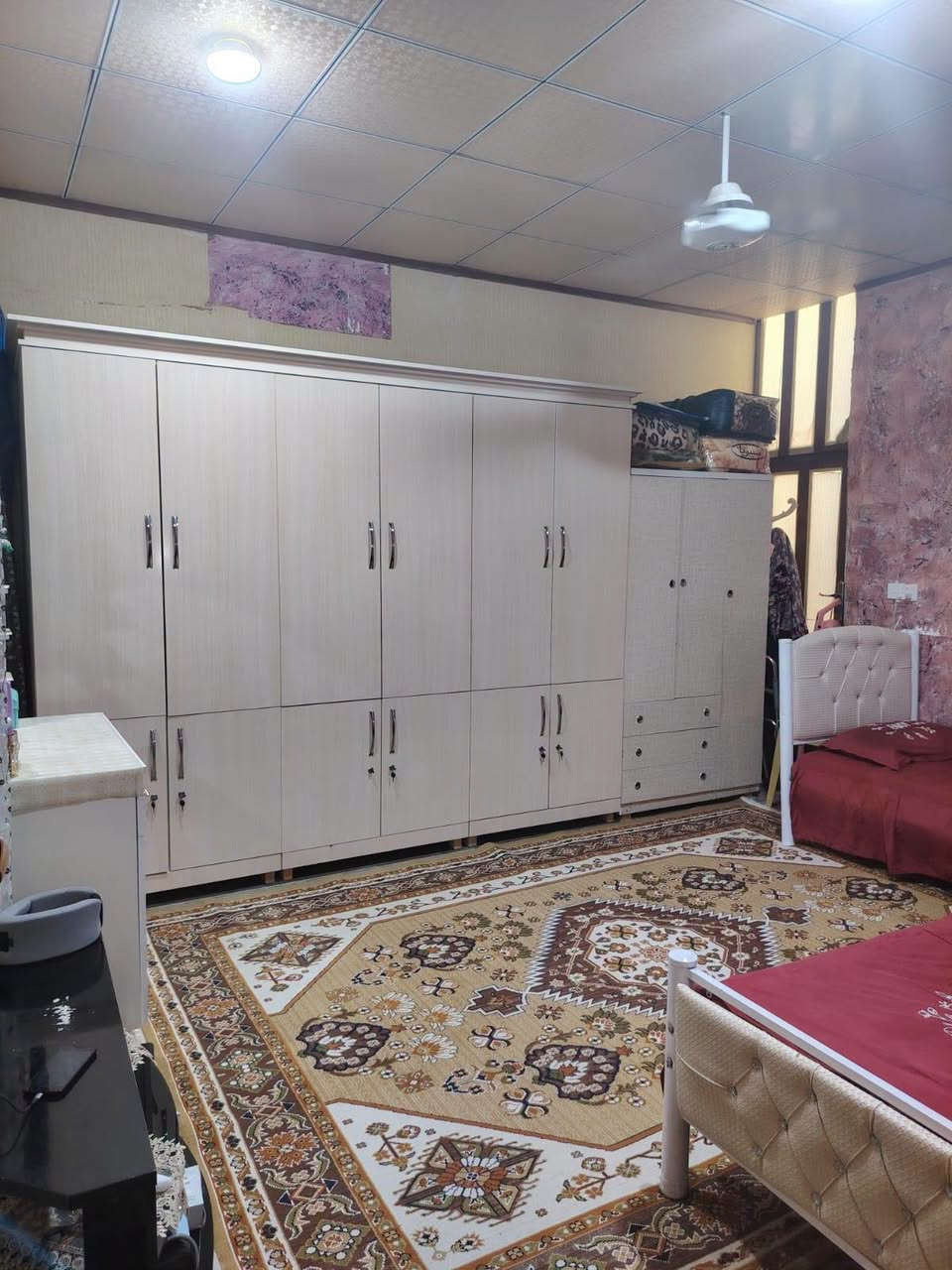 #اعلان

بيت للبيع باركوازي كيعان شيخ وريا 
المساحه ٢٤٠متر طابقين
نوع العقار زراعي
 طابق الاول يحتوي ع استقبال هول داخلي جبير غرفه نوم مطبخ حار وبارد ومجموعه صحيات

وطابق ثاني غرفتين ومجموعه صحيات

السعر ٦٠ 
للاستفسار خاص او اتصل ***********
