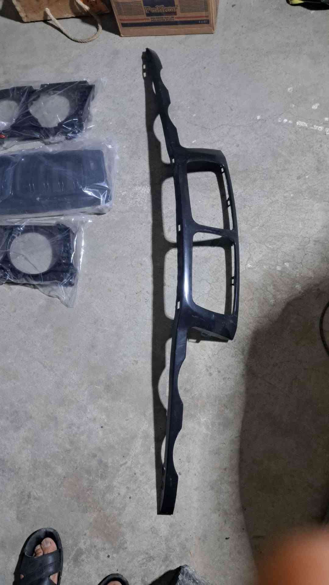 بؤ فرؤشتن هةمووي بةشةرت و هي بي ئيم حجم ٥٠٠//***********///***********
