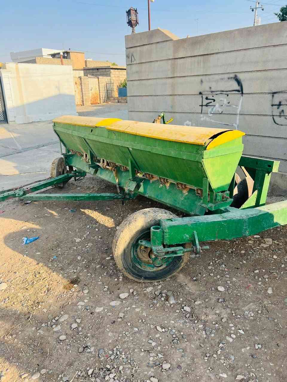 للبيع دیسک بزارە١٢تك شانسى صاج فره نسى نضيف ***********
