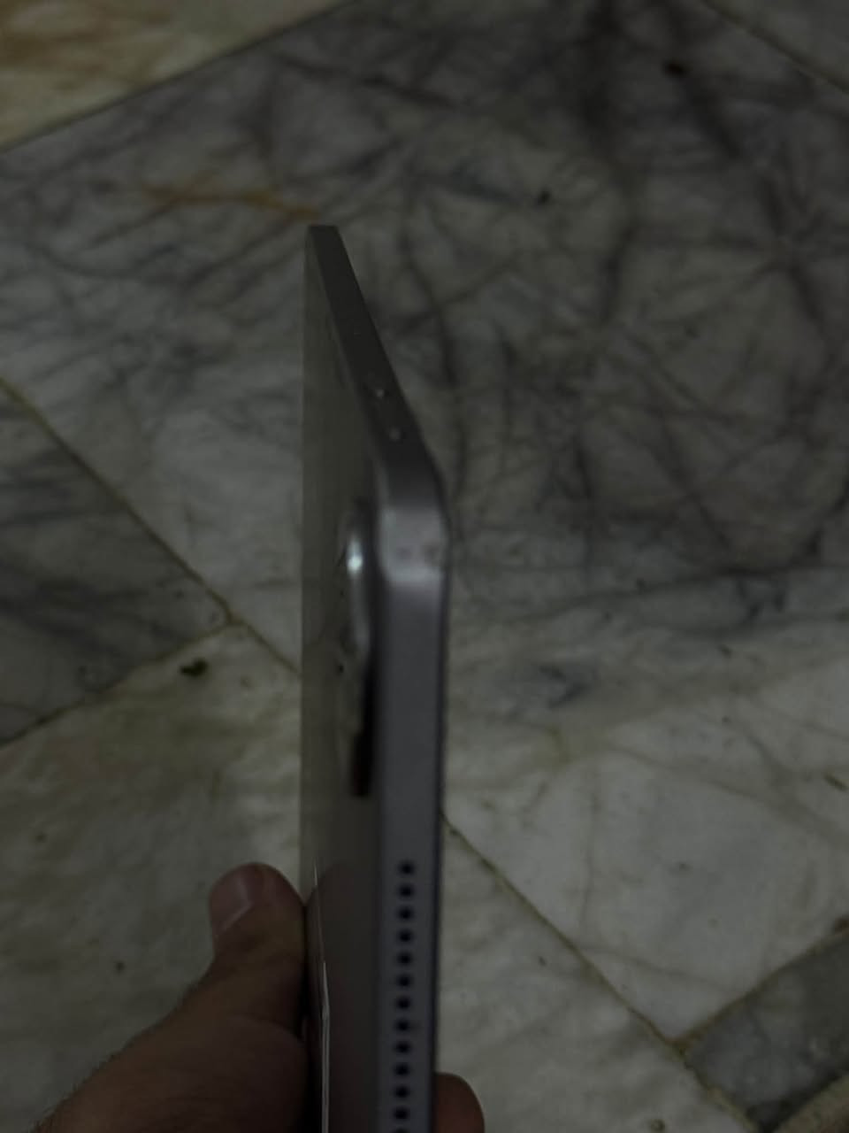Honor pad 10
للبيع صالة شهر الجهاز ضمان شركة الأماني جهاز اخو الجديد بس بي ضربة مثل ما موضح سعر الجديد ب 550 الف 
ابيع ب ٤٧٥الف 
جهاز جديد للاستفار ***********
مكاني كربلاء
