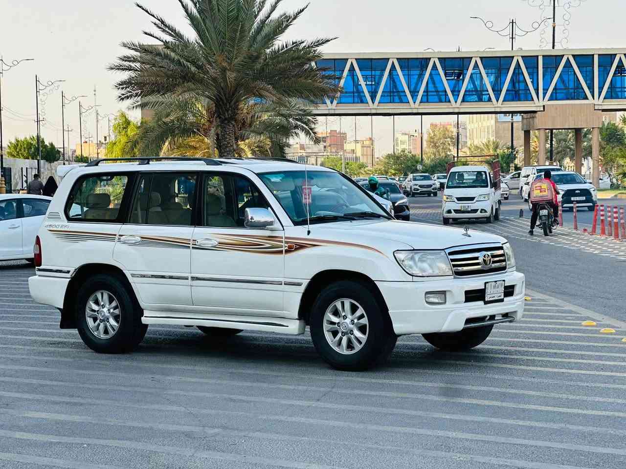 تيوتا لاندگروز فول مواصفات خليجي 2007 سياره جديده كفاله عامه رقم بصره مكانهه كربلاء السعر 167 الشراي يتصل*********** كربلاء, العراق
