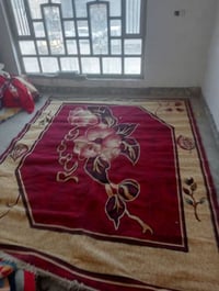 زوليه نضيف غير مستخدمه الطول 350 سم العرض 260 سم ب 50 الف واتساب فقط 0...