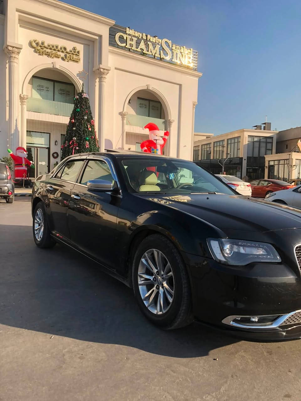 كرايسلر 2013 c300
خليجي فول مواصفات
محرك هيمي 5700
رقم اربيل
السياره جاهزه من كل النواحي بدون اي نقص
البجم محدث 2020
بدون حادث فقط هنا بالعراق تبديل جاملغ امامي عكس السايق 
السياره احلى من الصور
مكانها بغداد الدوره
السعر 162
***********
