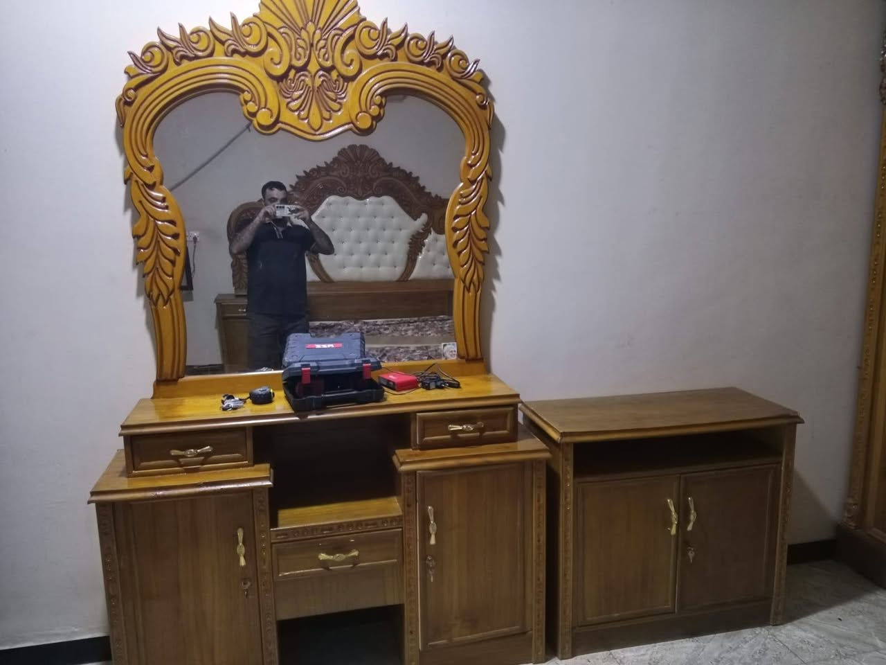 غرافه صاج جديد للبيع السعر مليون مكان بغداد العبيدي الاولى ***********
