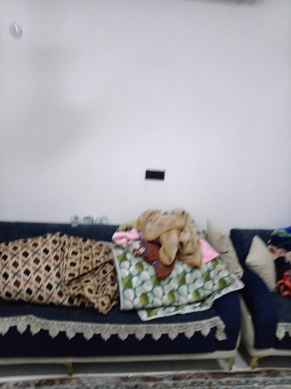 الدار • ٨٠م • للبيع