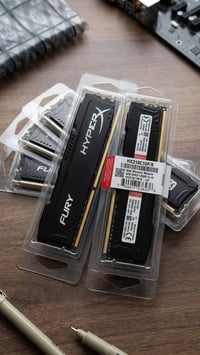 ‎اعلان بيع رامات HyperX Fury DDR4  الموديل: HyperX Fury DDR4  السعة: 8...