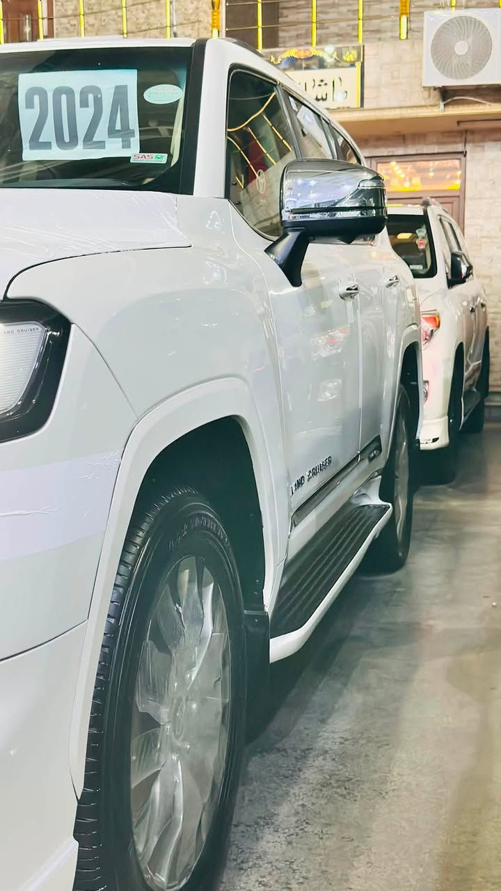 تويوتا لاند كروزر VX LIMITED 2024 

محرك 4000 

6 سلندر

تنفس طبيعي  

مواصفات السيارة

مقاعد جلد

شاشة عرض للمقاعد الهلفب 

تبريد وتدفئة المقاعد الامامية 

وتبريد بالمقاعد الخلفية

كاميرات ٣٦٠

نظام سلامة تويوتا 

فتحة سقف

رقم بغداد تحويل ثاني يوم 

للبيع او مراوس 

مكان بغداد 

الاستفسار رقم الهاتف 

***********//***********
