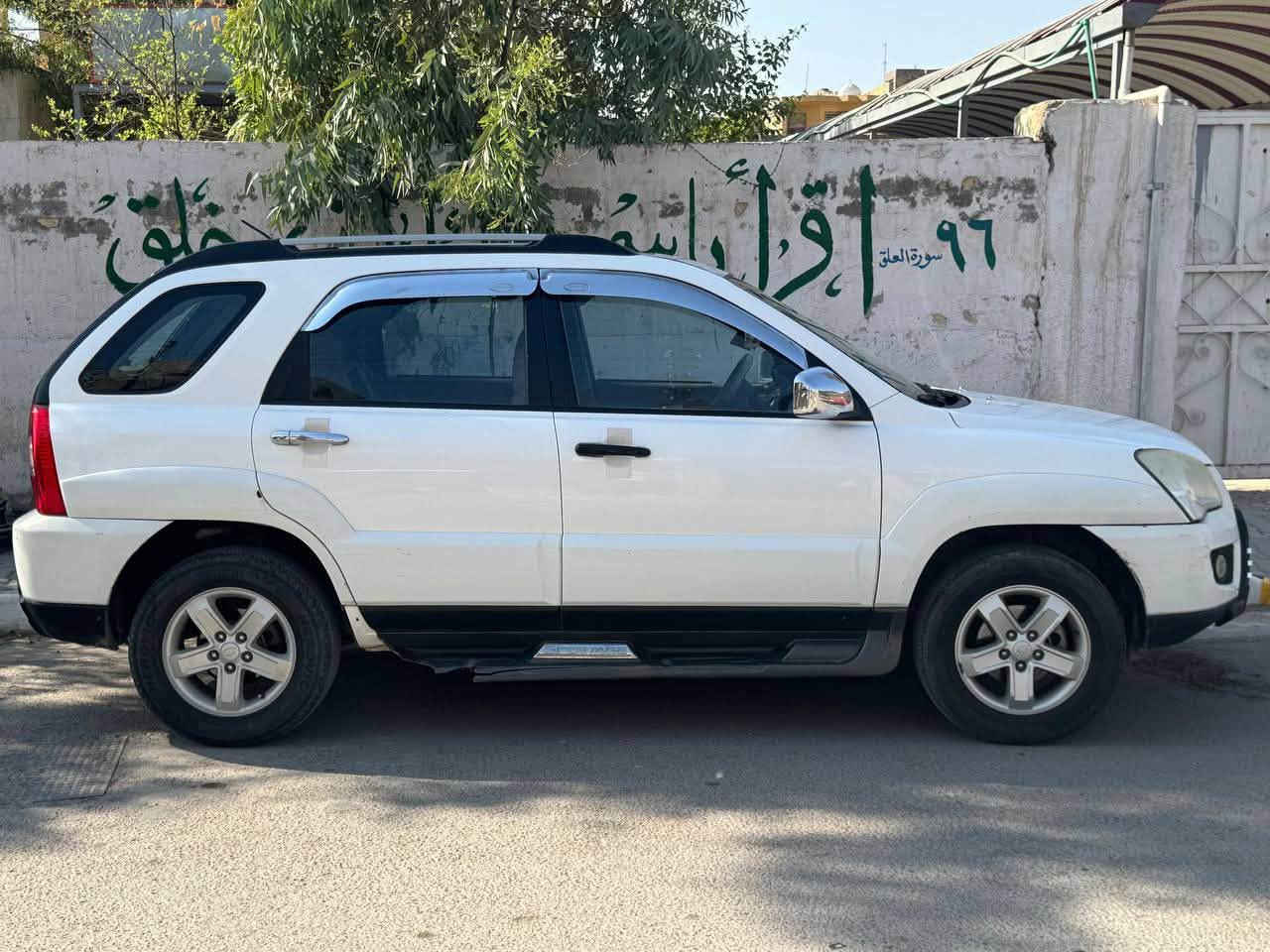 سلام عليكم للبيع

كيه سبورتج للبيع 2009 ورارد كوري محرك 2000 دوش مكفوله كفاله عامه مكفوله من صبغ الضربه 
 

 رقم بغداد بسمي تحويل ثاني يوم 
السعر ١٣٠

***********

