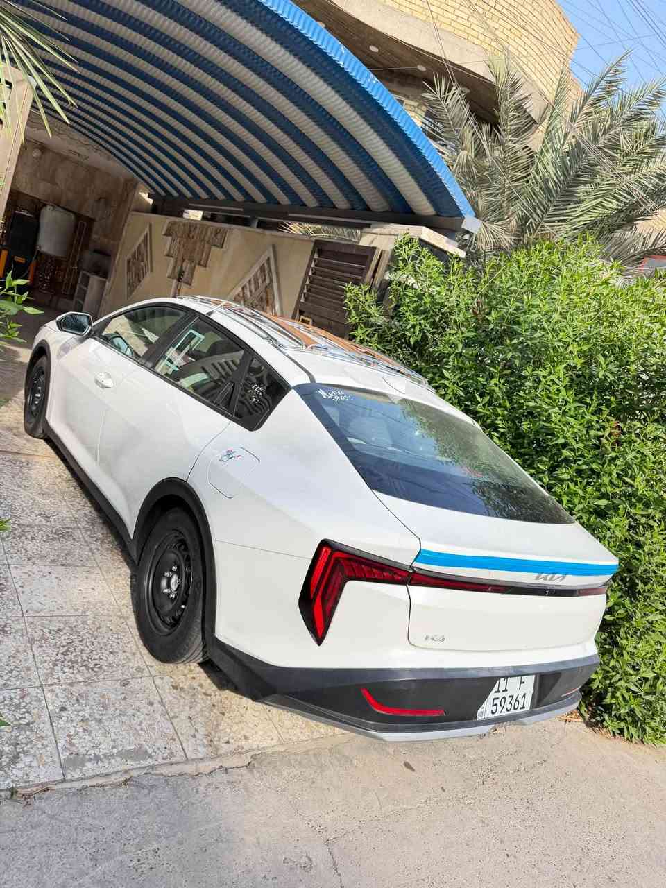 السلام عليكم شباب 
كي 4
وارد امريكي 
موديل 2025
باسمي تحويل ثاني يوم 
ماشيه 10الف km
محرك 2000دوش
نص فول 
سيبايعه حيدر سحاره 
والسياره مدوشمه
العنوان بغداد الاورفلي 
السعر 175وبيهة مجال بصيط 
صور الحادث ناشرهن ورقم الشاصي 
السياره بدون ايرباك
وهذا رقمي اتصل واني خادم 
***********
