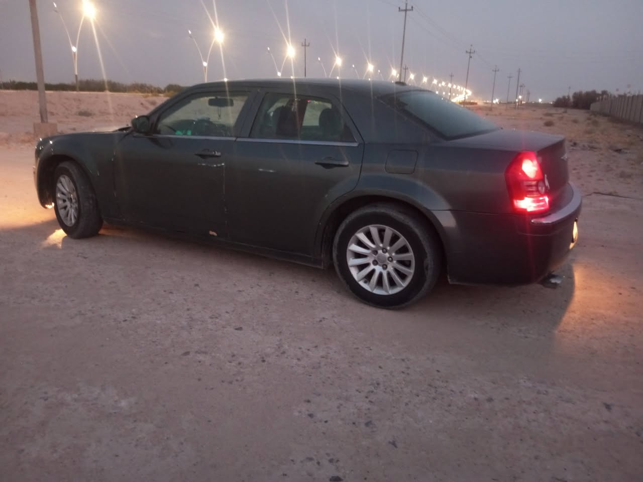 سلام عليكم أوباما 2007 خليجي ضربتها جاملق خلفي سياره فول مواصفات فتحه كشنات كهربائيه محرك كير اصولايات مكفوله سنويه 27 شرط تحويل سياره صبغ عام بيها معجون صبغتها مو ذيج صبغه مضبوطه كهربايات كلها شغاله تبريد وياه سويج ثلج ترايك وين ما يعجبك سعرها 85 سبب عازه اذا اكو مراوس ماكو مشكله بس لا أوباما ولا جارجر راسلني وتدلل ***********موجود ع واتساب عنواني بصره قضاء الزبير هاذ كل حجيته بمنشور لا تجي تكلي شبيها انته وفحص وبخدمت طيبين + باب سائق مبدأل
