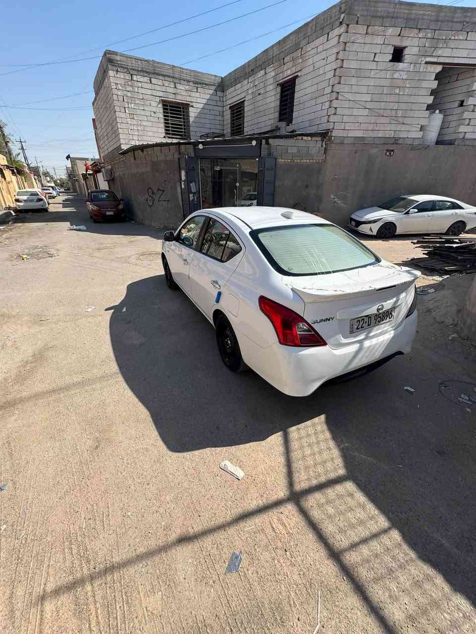 السلام عليكم
نيسان سني هندي 
موديل 24 
السياره بيهه باردات ثنين وكلش قليلات ما مبينات 
السياره جديده وحلوه ع ايدي 
تبريد حداديه جديده 
كهربائيات كلشي بلاد 
رقم أربيل تحويل او وكاله ليعجبك 
عندي وكاله بيهه السياره 
بسم شركة ولشركة تسوي وكاله او تحويل 
السعر ب 113 وبيعه مجال 
مكان السياره للبصره المعقل 
***********
