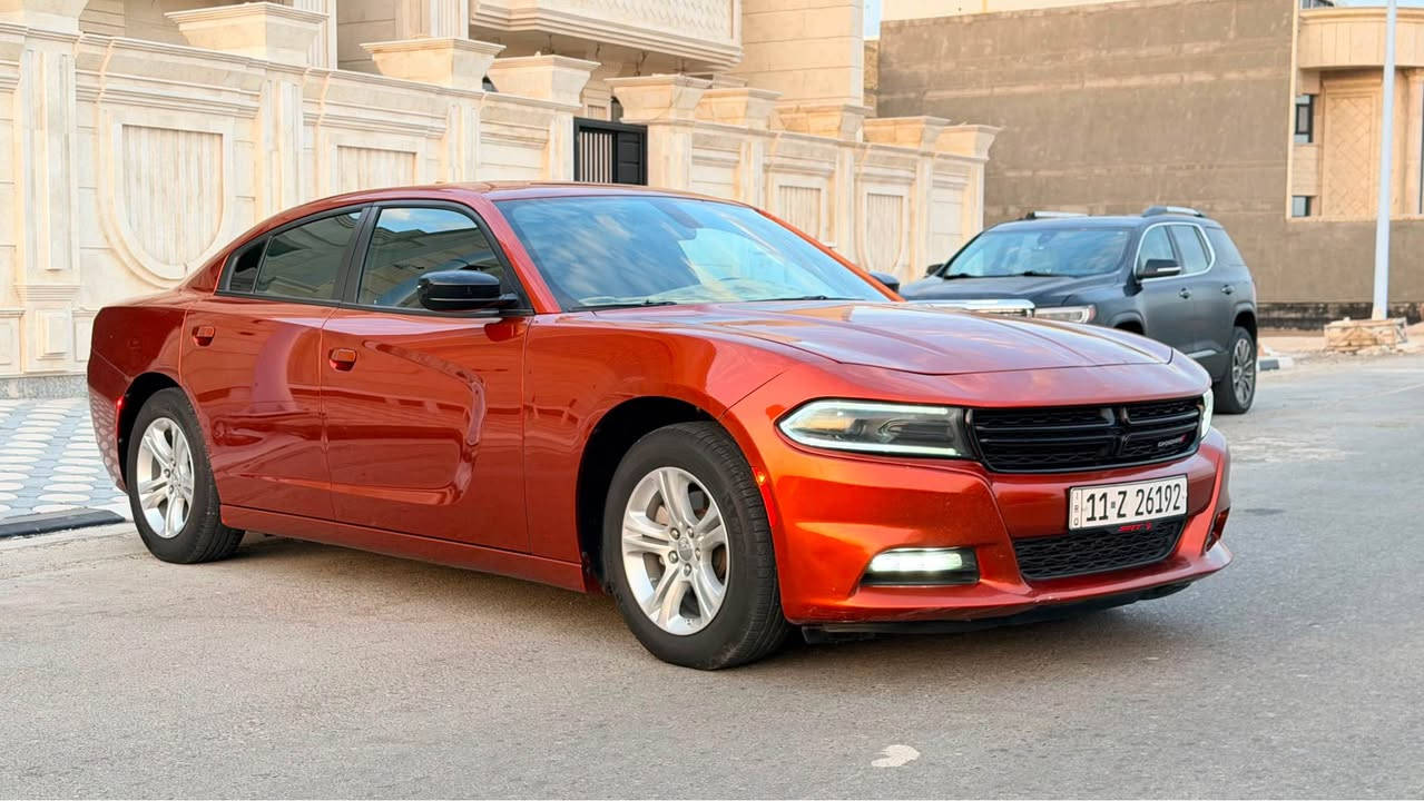 سلام عليكم من راخصت لادمن الحترم 
دوج جارجر موديل 2023اصل رقم بغداد بسمي تحويل ثاني يوم 
سيارت جديده حيل
حادث بصيط صبغ خشم جاملغ امامي وربع ابنيد 
بدون دواخل بدون ارباك  صور موجوده حادث موجوده
ماشيه ٢٩ ميل جاهزه من كلشي 
مواصفات SXT  معرفه
سعر ٢٣٦بيه مجال 
للستفسار تصل ..***********
العنوان البصره البصرة, العراق
