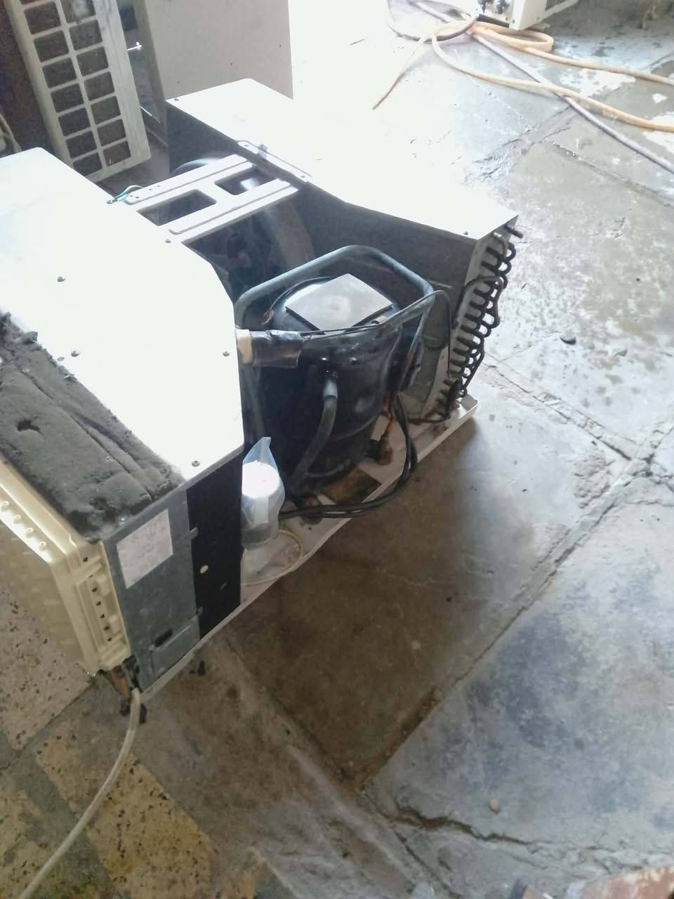 جنرال طنين وضع الشركه ابس مشحون غاز فقط تبريد ثلج شرط الفحص المكان بصره الجبيله السعر 325 جهاز نضيف ومرتب وراقي ***********

