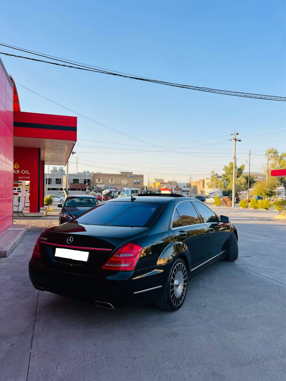 🚘 بەناوی خوای گەورە بۆ فرۆشتن

✨ Mercedes-Benz S550 – مودێل 2009 (شکڵی 2013) ✨

🔹 بێ چاڵ، بێ شوخت
🔹 مەکینەی مەرخوبەکە
🔹 قەپات بە مواسەفاتی تەواو
🔹 Sunroof / سلاید
🔹 ٥ پەردەی ناوەوە
🔹 ناز و لەیلیە ✨

⭐ مواسەفات و ئیمکانات:

✅ دەرگای Soft Close و سندوقی کارەبا
✅ جامەکان پۆلۆ و ڕەیس
✅ فۆتۆ و بیلاد
✅ AIRMATIC ـی ئەسڵی؛ بەرز و نزمکردنی سەیارە
✅ چوپەکانی AIRMATIC بە شەرت
✅ شاشەی گەورە و گێچی ئەلیکترۆنی تەواو
✅ ٤ کۆشنی جلدی فەخامەت
✅ کۆشنی سارد + گەرم + Massage
✅ خەزن/Memory بۆ کورسییەکان
✅ Xenon + LED
✅ لایتەکان لەگەڵ سوکان دەسوڕێنەوە و بەرز و نزم دەبن
✅ سیستەمی دەنگی Burmester – 13 Speakers 🔊
✅ 6 CD
✅ تەبریت و سندوقی کارەبا
✅ سنسۆری پارک و کامێرا
✅ Keyless / Smart Key
✅ سنسۆری باران و ڕووناکی
✅ دوو ناوچەی کولەر و گەرمکەرەوە
✅ Rear Sunshade / پەردەی پشتەوە
✅ Chrome Package ـی تەواو
✅ رینگی جوان و تایەری پاک و باش
✅ زۆر مواسەفاتی تری فەخامەت و VIP

🚗 دۆخی سەیارە:

🔸 گێر و مەکینە هەرگیز نەکراونەتەوە
🔸 تازە سێرفیس کراوە
🔸 سەیارەکە زۆر پاک و جوانە
🔸 چەندین ساڵە لە دەستی خاوەنەکەیە و کەم بەکارهاتووە
🔸 بۆ کەسێک کە بەدوای S-Class ـێکی پاک و فەخەم دەگەڕێت، هەڵبژاردەیەکی زۆر باشە ❤️

💰 نرخی داواکراو: 98,000$ (نەوەد و هەشت هەزار دۆلار)
💡 نرخەکە قسەی تێدایە بۆ کەسێکی جدی و خریدارە ڕاستەقینە

📞 بۆ زانیاری زیاتر یان بینینی سەیارە:
👉 پەیوەندی بکە بە ژمارە:***********
📱 WhatsApp بەردەستە – نوسین یان بانگ بکە
📍 بینین لە شوێن بە ڕێککەوتن (پێویستە پێشتر پەیوەندی بکەیت)

⚡ تکایە تەنها کەسانی جدی پەیوەندی بکەن

🔥 S550 ـێکی فەخەم، پاک و جیاواز — هەنگاوێک تەنها لە تۆ دەوێت بۆ خاوەنداری کردنی. أربيل, العراق
