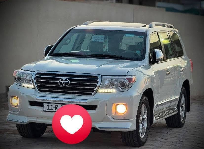 السلام عليكم 
للبيع لاندكروز  موديل ٢٠١٤  
مواصفات السيارة GXR 
محرك 6سلندر        V6 
8ايرباك  
السيارة مكفولا كفاله عامه 
السيارة كير محرك صدر  كلها شركه 
تخم تاير جديد  
السيارة مابيها نقص ماتصرف عليها دينار 
فقط تشغل وتمشي 
مكان السيارة صلاح الدين تكريت 
السعر مناسب 
للاستفسار اكثر اتصل 
***********
