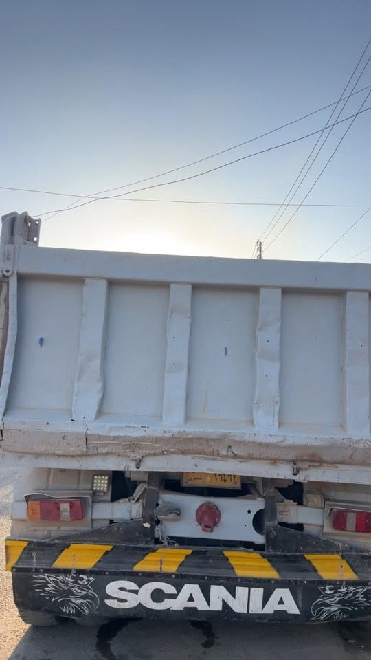 قلاب ١١١ للبيع رقم نينوى اصفر مكانها الموصل سعرها مناسب
***********
