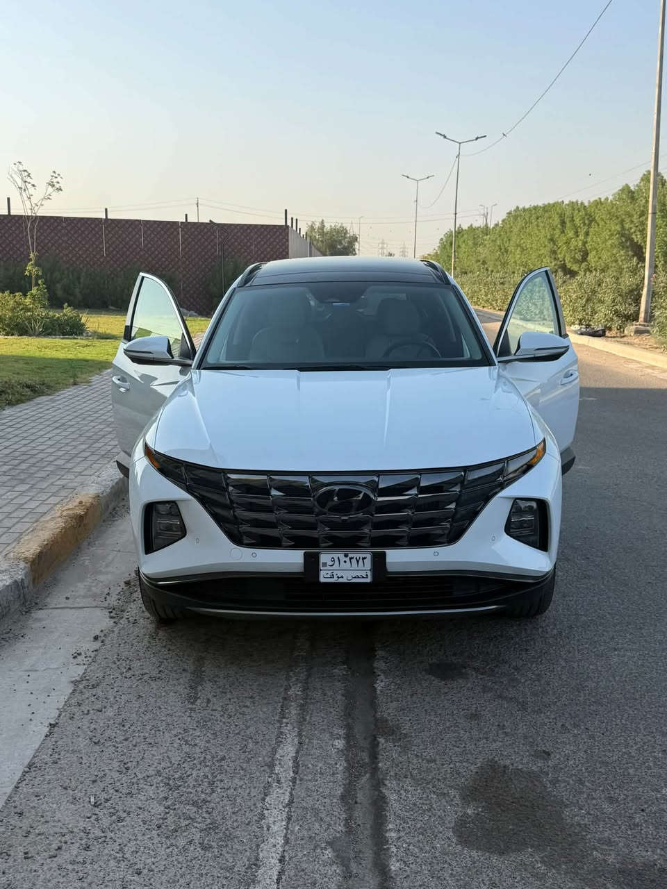 🚗 2024 HYUNDAI TUCSON HYBRID LIMITED

🛠️ الضرر:  جانبي موضح في الصور
📏 عداد المسافة: 7000 الف مايل (فعلي)
📋 حالة السيارة: تشتغل (Run and Drive)
🔧 حجم المحرك:1.6L– 4 سلندر (هايبرد)
🔍 رقم الشاصي: KM8JECD18RU244474
📍 موقع السياره : بغداد 
للستفسار الاتصال ***********
